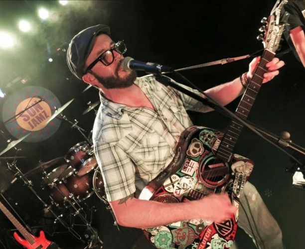 SUNJAMZ SOLO GIG